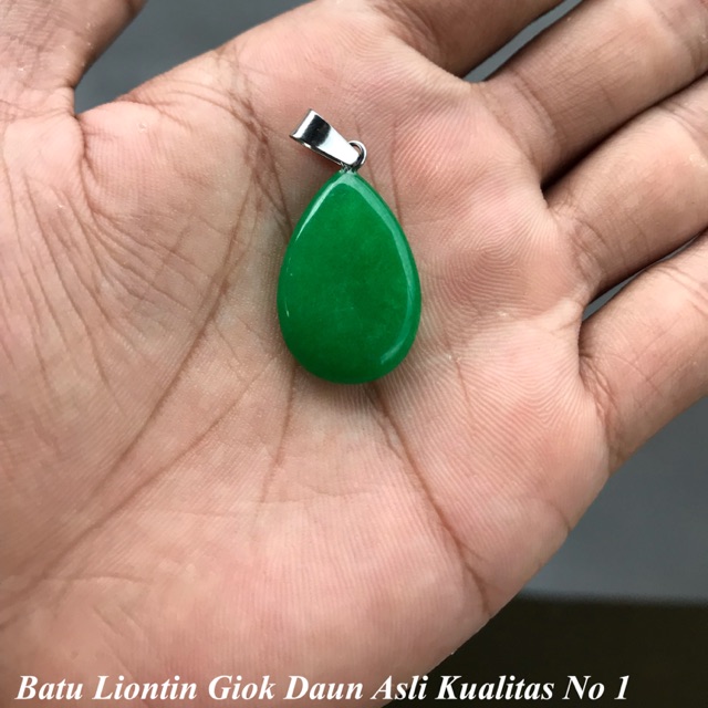 Batu Giok Motif Daun untuk Liontin Kualitas Terbaik dan Asli