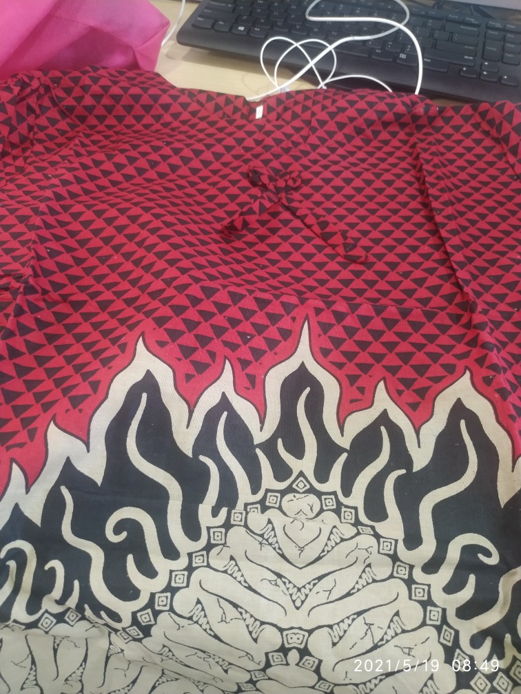 Aneka Blouse Batik Wanita Cantik