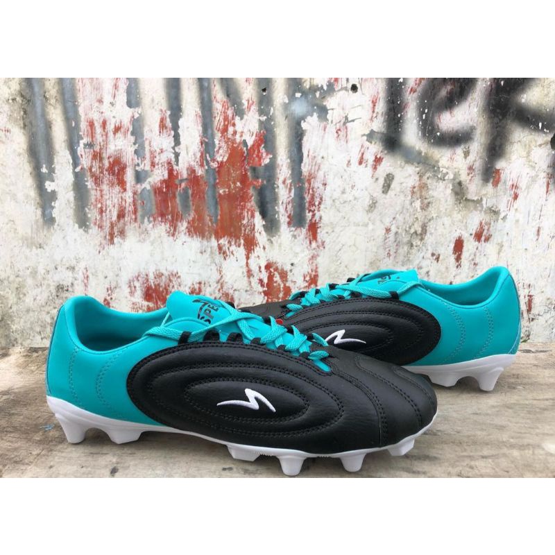 Sepatu Bola Original Specs Barricada Fuerza