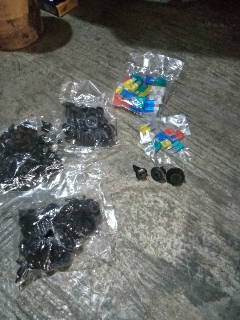 Fuse Dx Besar Sekring Tancap Tusuk Besar