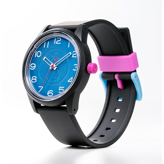 Q&Q QQ Smile Solar Jam Tangan Unisex Karet RP00J044Y Original
