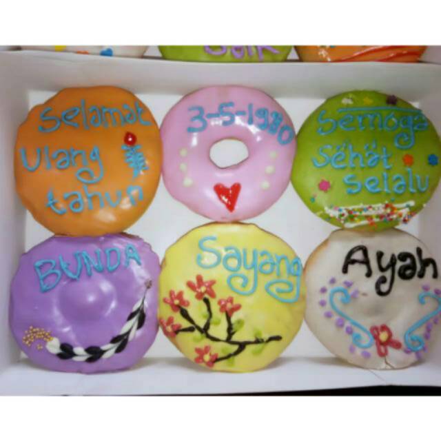 Kue Ultah donat tulis