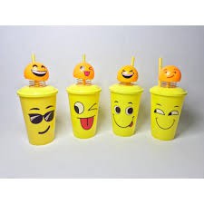 Tempat Minum Emoji / Tempat minum boneka goyang