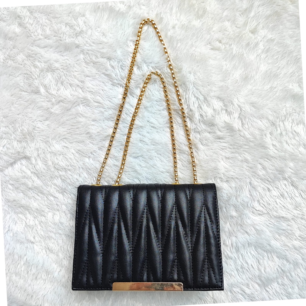 (COD) QUEEN TAS SLING BAG GLADIS