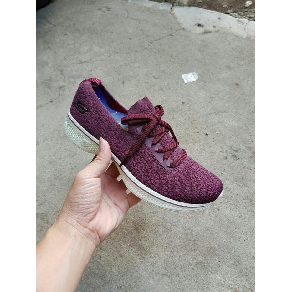 SEPATU SKECHERS GIFTED TALI ORIGINAL