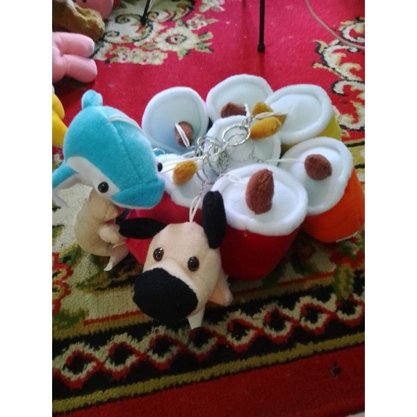 Boneka ganci karakter