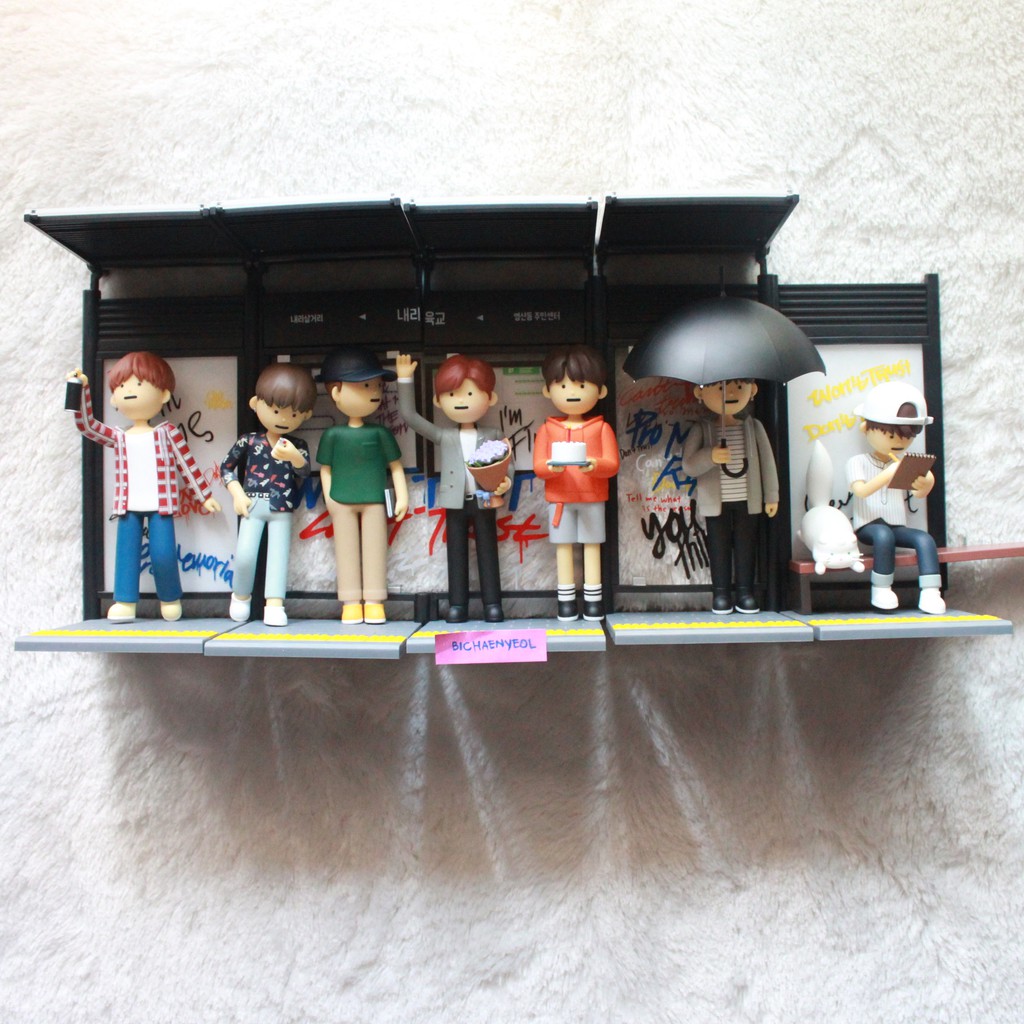 [Baca Deskripsi] BTS Sharing Art Toy - RM Jin Suga Jimin V Jungkook Rare no Photocard