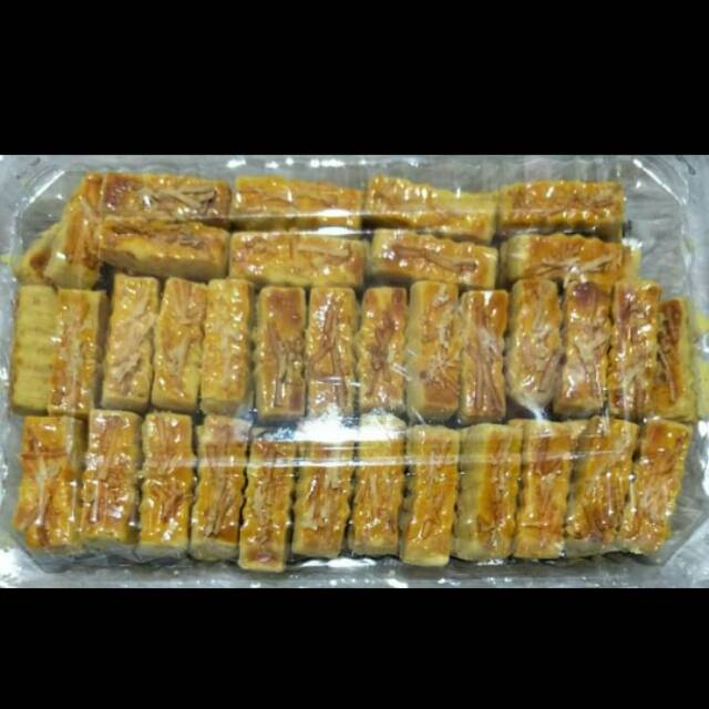 

Castangel kastengel 250gr-gurih-kue kering kuker keju home made kue lebaran-enak-murah