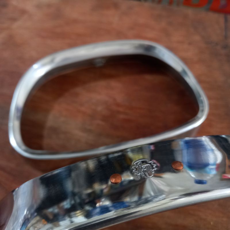 Ring Lampu Vespa Sprint Super Siem Import