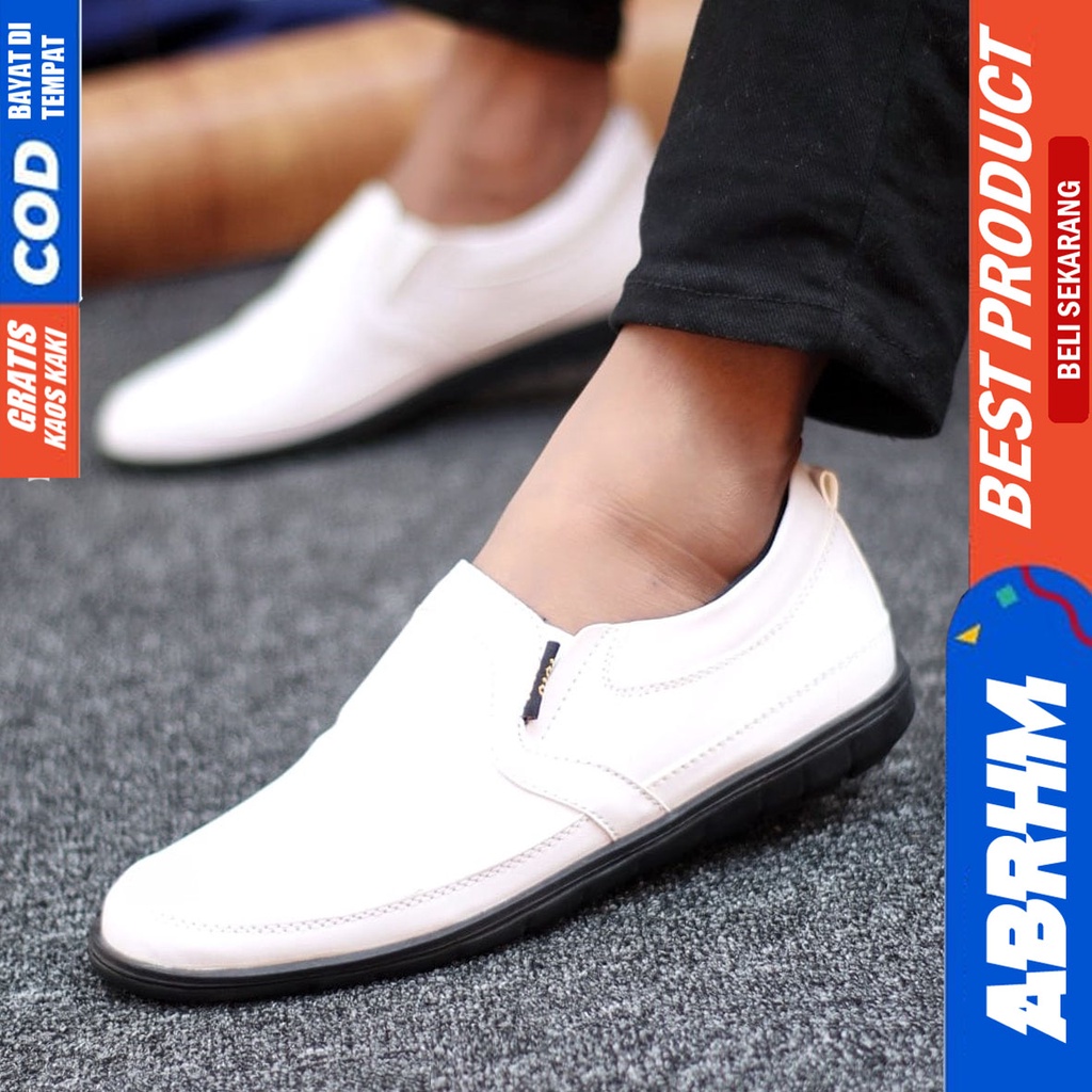 Abrhm Kaijin - Sepatu Slip On Pria Casual Hitam