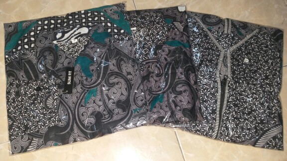 Atasan Pria Kemeja Batik Tradisional Lengan Panjang• Baju Batik Pria•batik Pria