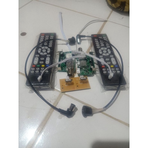 TUNNER DIGITAL TV UNIVERSAL ( ASLI)