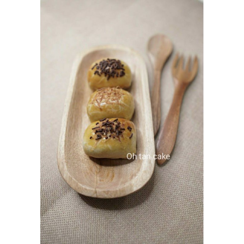 

PROMO! Bolen Pisang /Isi 10 Per Box/ Pisang Coklat, Pisang Keju, Pisang Coklat Keju Murah