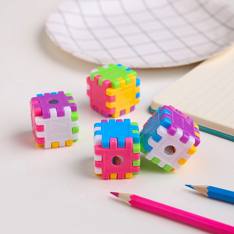 Rautan / Rautan Pensil Multifungsi Bentuk Kubus Rubik Kecil Aman Untuk Anak