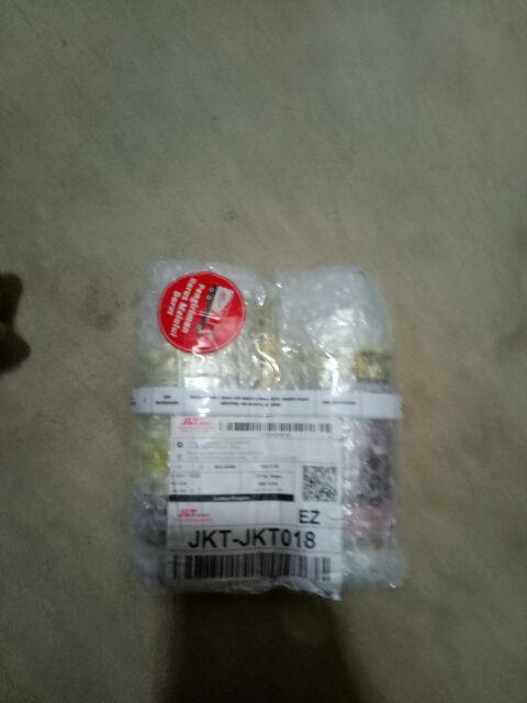 Hexaklin Pembersih Kerak Hitam Keramik Kamar Mandi Paling Ampuh 2 Botol