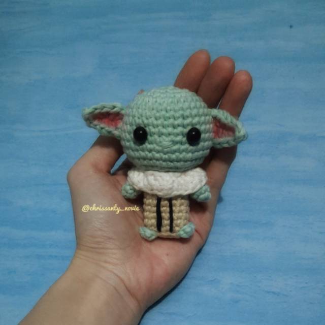 Boneka rajut handmade Baby Yoda Star Wars
