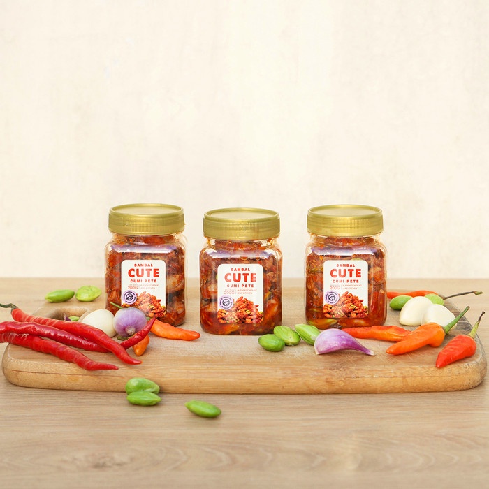 

Sambal-Aneka- Sambal Baby Cumi Cumi Pete / Petai 200G Cute Pedas Gurih - Yes Pete -Aneka-Sambal.