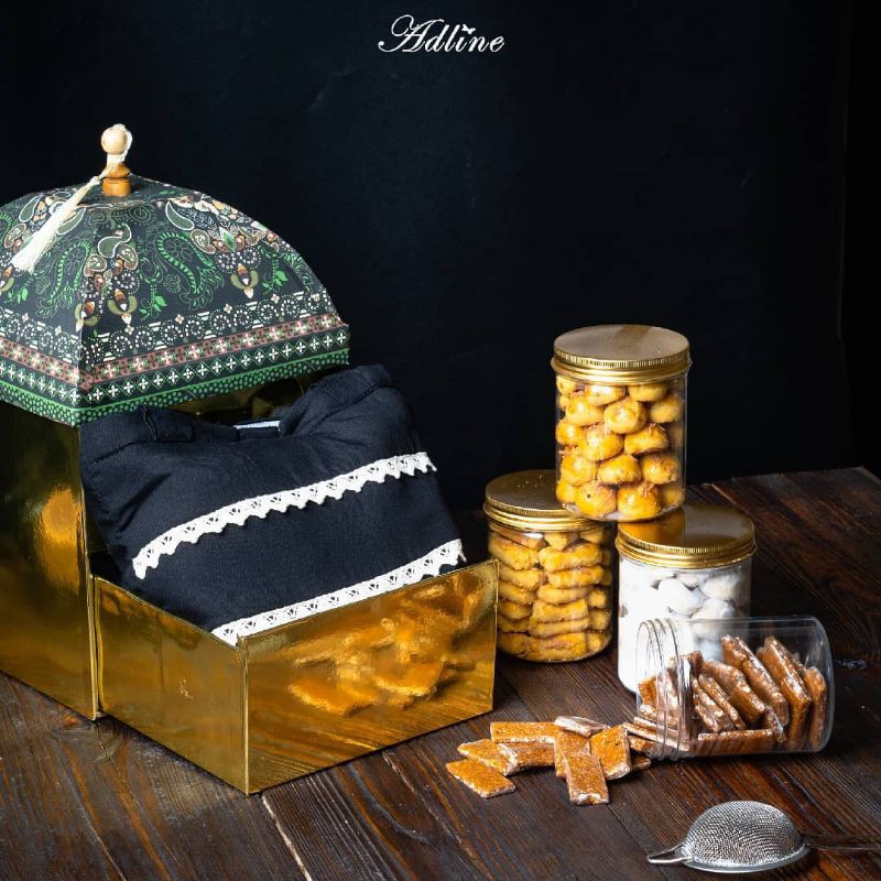 

Exclusive Hampers Lebaran by ADLINES COOKIES