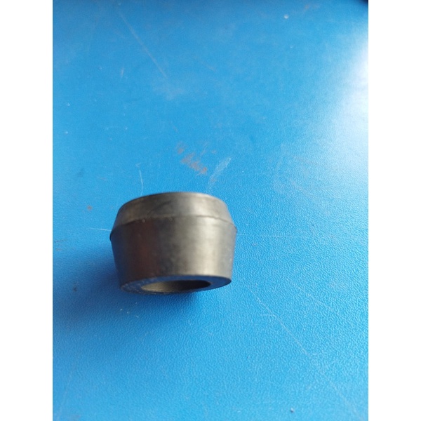 Karet Shockbreaker Belakang Mitsubishi T120SS L300 Suzuki Futura AM