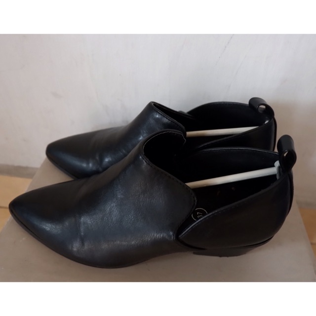 [PRELOVED] Sepatu Boots Rubi