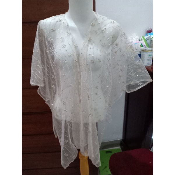 Cape tile akar outer gold brokat