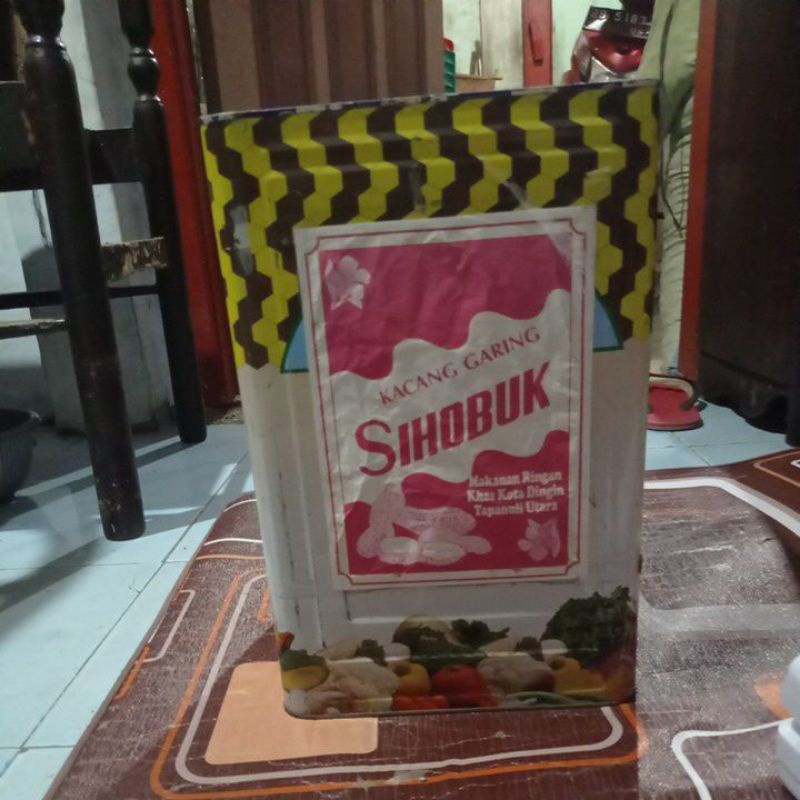 

kacang sihobuk kalengan