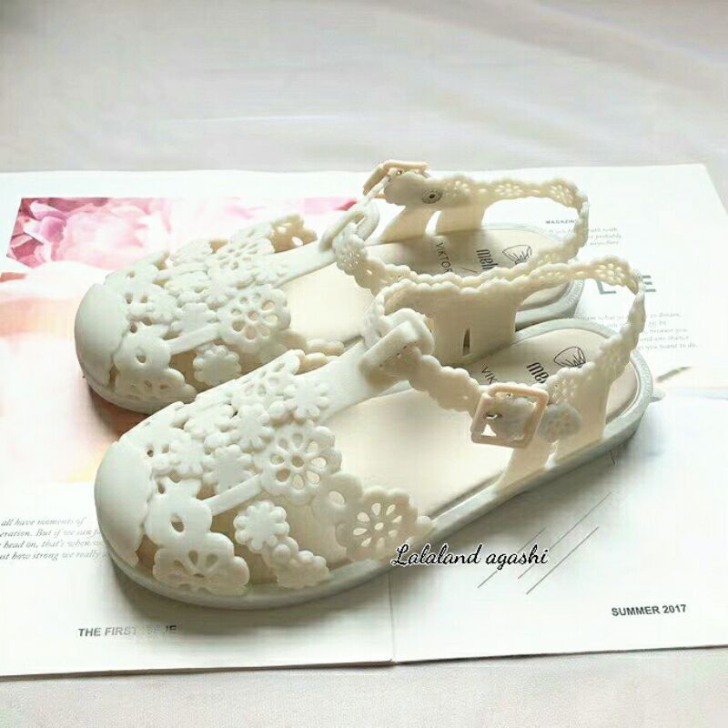 Sepatu Melissa Possession Lace Viktor And Rolf Ad cream/Sepatu sandal melissa/sepatu melissa