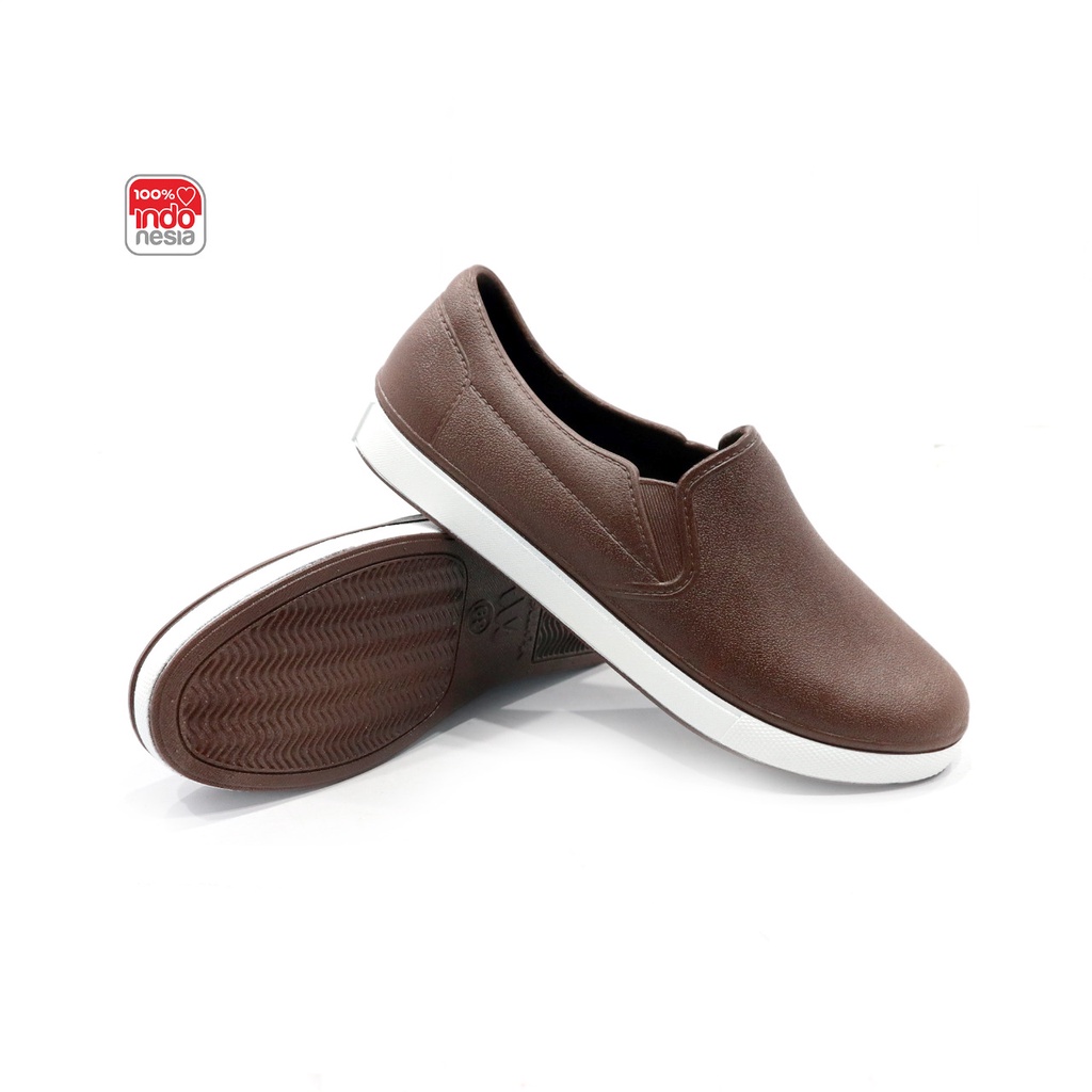 SEPATU SLIP ON WANITA 36-41 WARNA RANDOM - SANDAL CEWEK