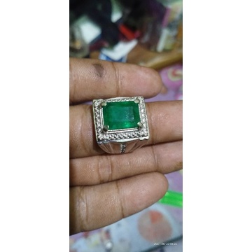 batu natural emerald beryl