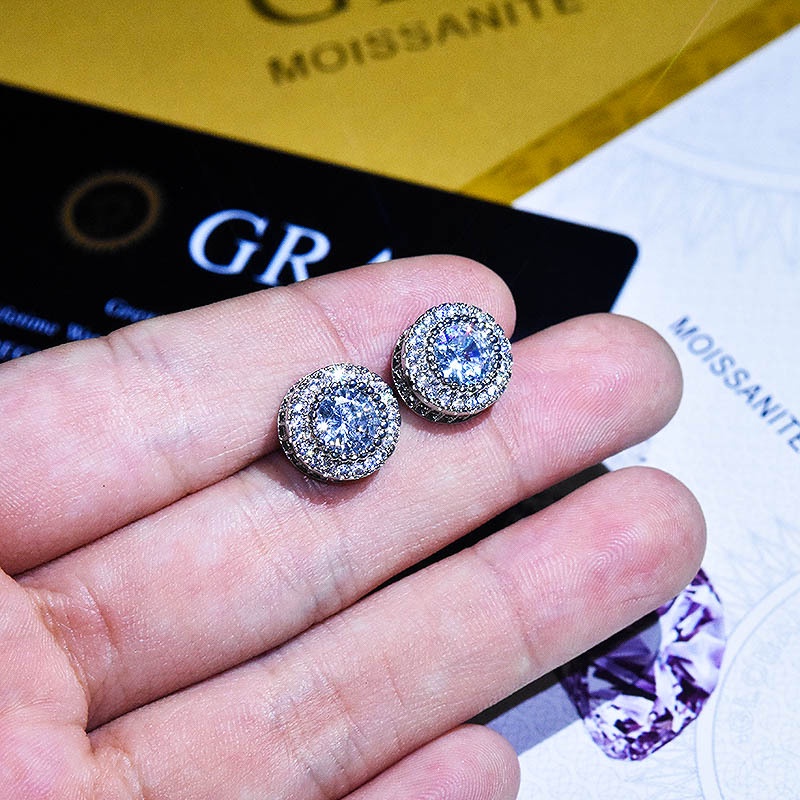 Anting Tusuk Desain 2 Karat Bulat Hias Berlian Gaya Klasik Untuk Wanita