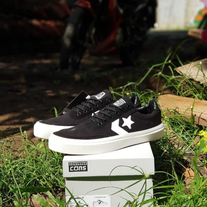 PROMO MURAHSEPATU CONVERSE COURTLAND
