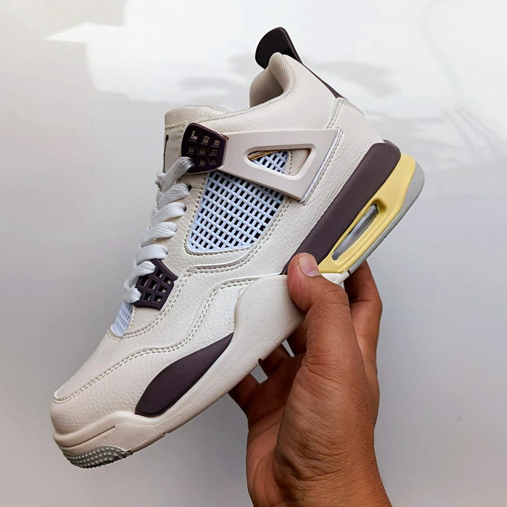 Sepatu Olahraga Sepatu Basket AJ 4 Retr0 Medium Grey Cream Brown