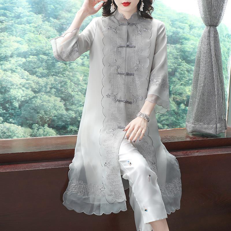 New style embroidered Chinese cheongsam 2022