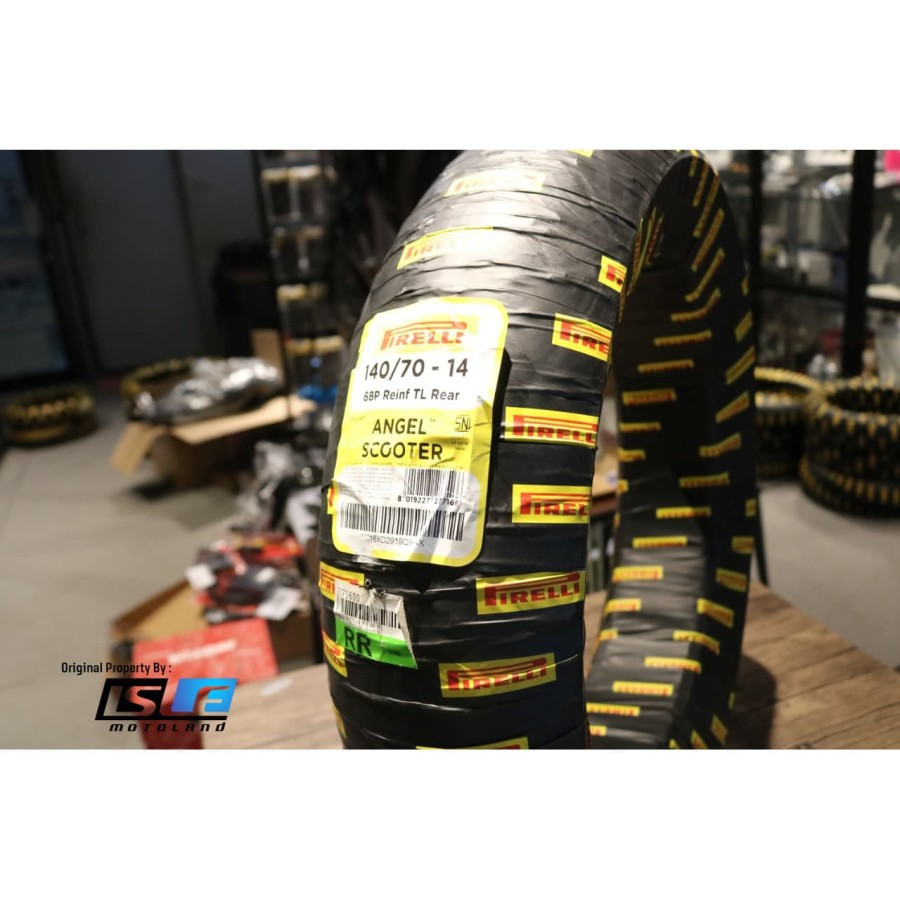 PIRELLI Ban Xmax Angel Scooter 140/70-14