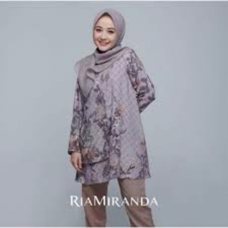 Ria Miranda Derris Top Size L #preloved