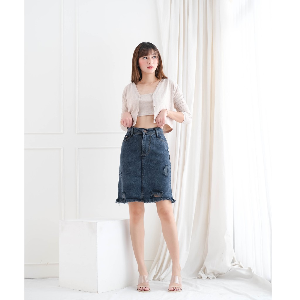 ROK Jeans SEPAN PENDEK 3/4 Ripped Rawis ada 4 Warna PREMIUM ~ LMF Jeans-Snow Black
