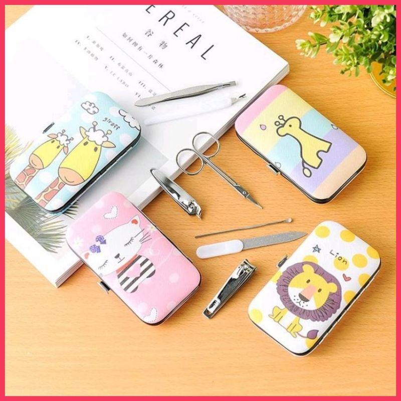 Gunting Kuku Set7in1/Menicure Pedicure