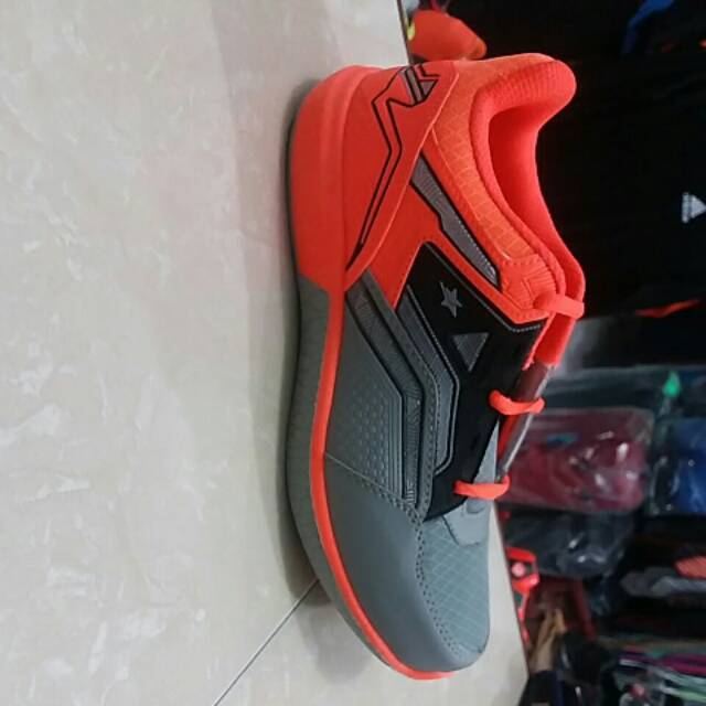 Sepatu pro att/sepatu jogging/sepatu olahraga/sepatu volly dan lain-lain