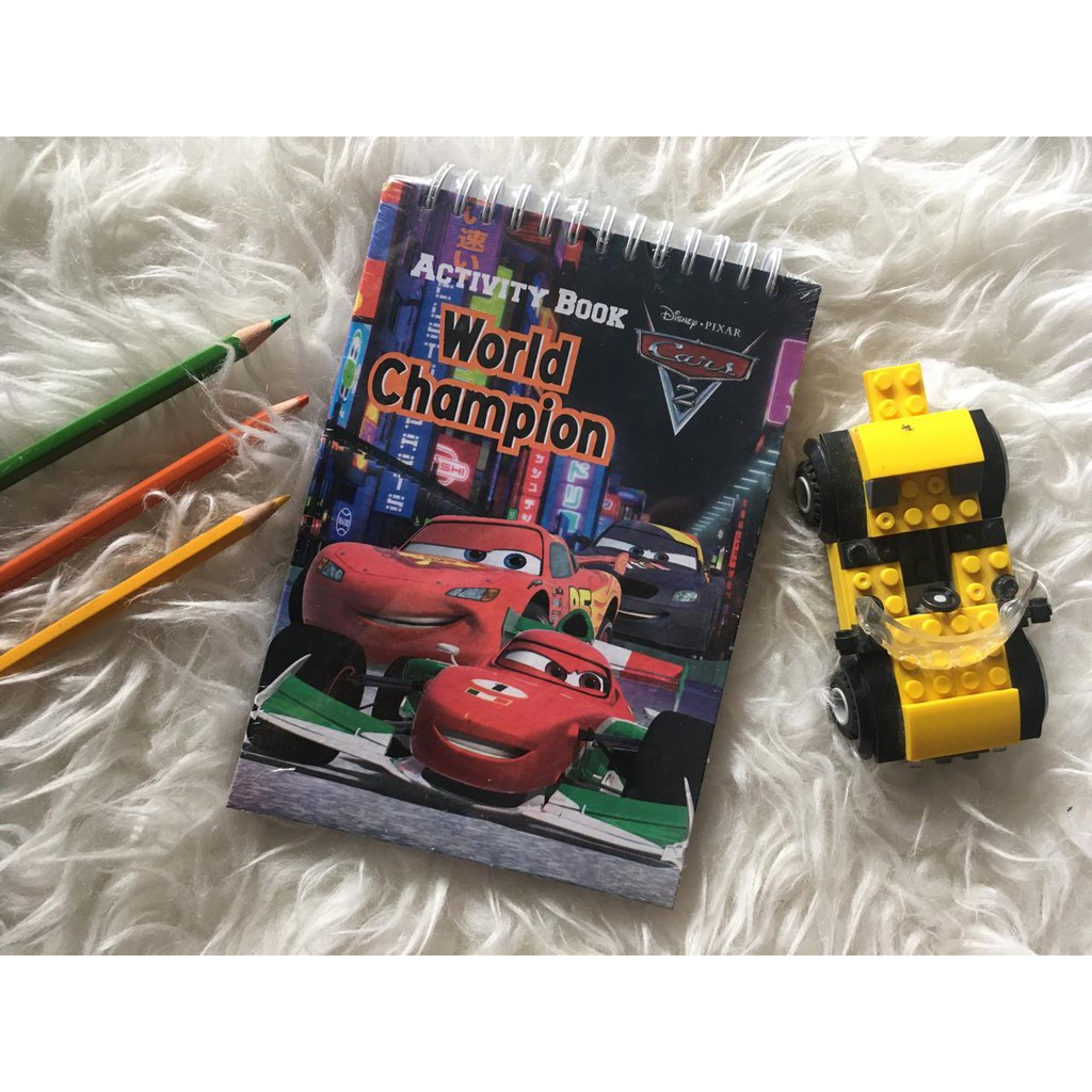 Cars 3 Activity Book : World Champion