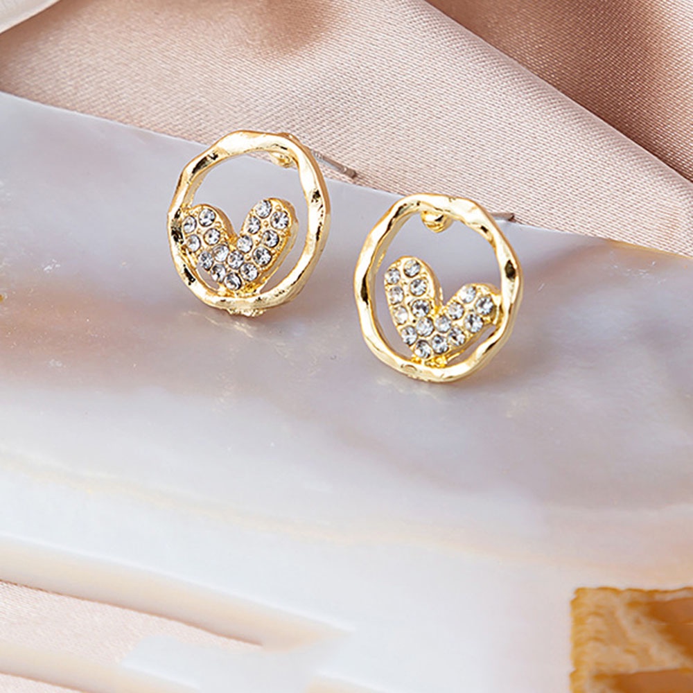 Anting Tusuk Lapis Emas Bentuk Bulat / Hati Hias Kristal Untuk Wanita