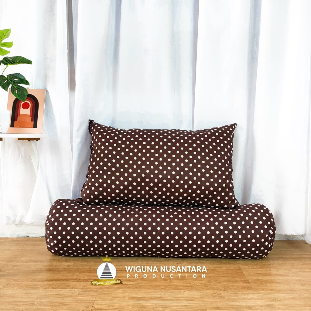 Satu Set Bantal dan Guling POLKADOT