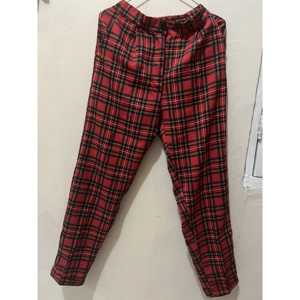 Red Plaid Pants by MyRubi
