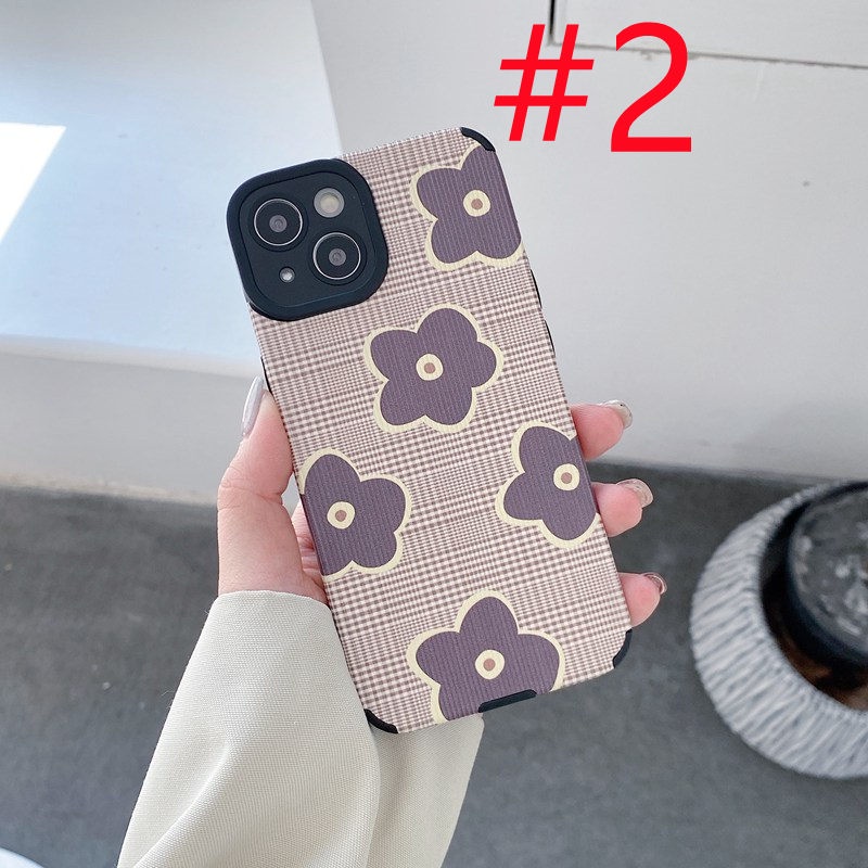 Soft Case Motif Bunga Kotak-Kotak Hitam Untuk iPhone 7 8 Plus X XR SE 2020 XS Max 11 13 Pro Max