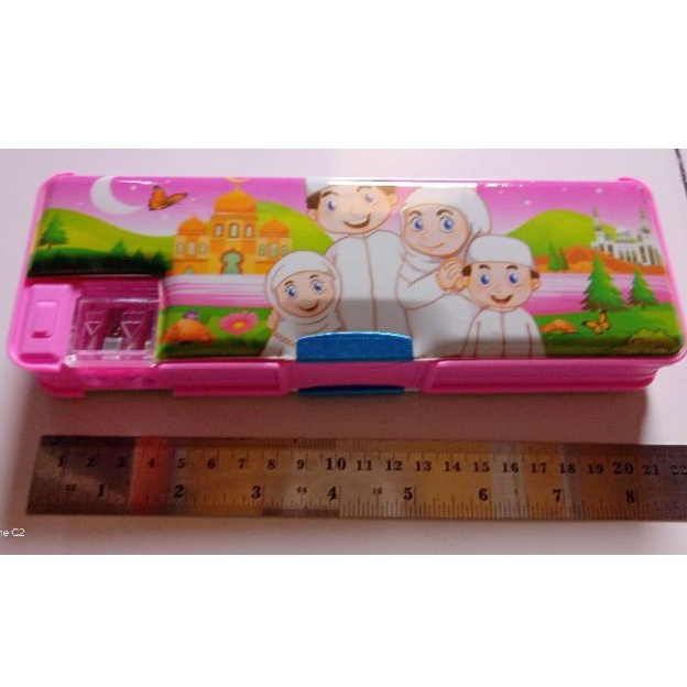 

Kotak Pensil Magnet
