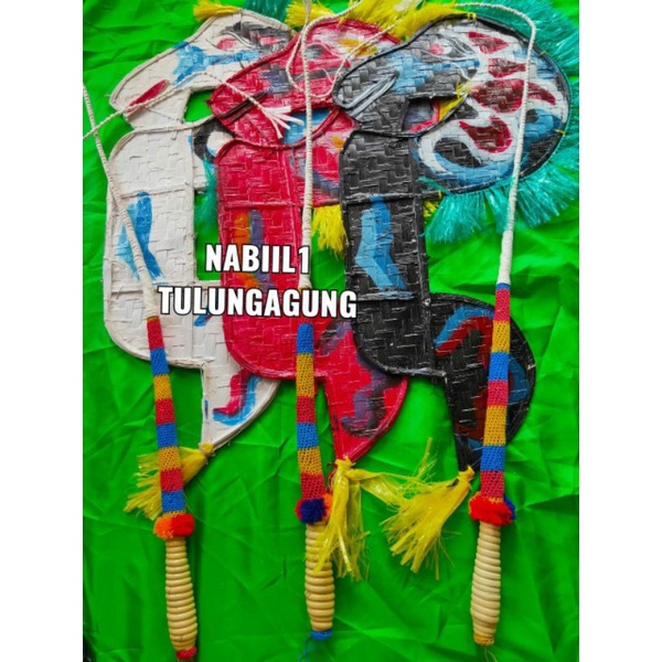 kuda lumping dan cambuk rotan njalin