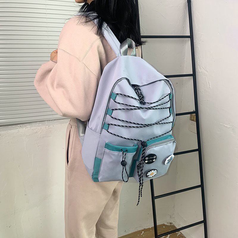 【Ready Stock】Tas wanita Tas siswa Ransel ransel tas gaya korea yang trendi Tas laptop【COD】Berisi lencana