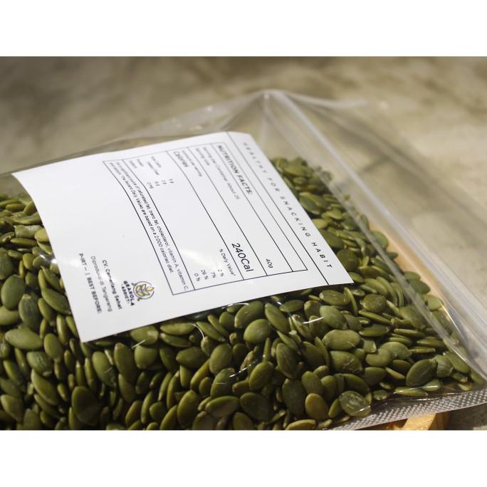 

Cuci Gudang Awal Tahun Roasted Pumpkin Seed / Biji Labu Panggang 1000G / 1KG Diskon