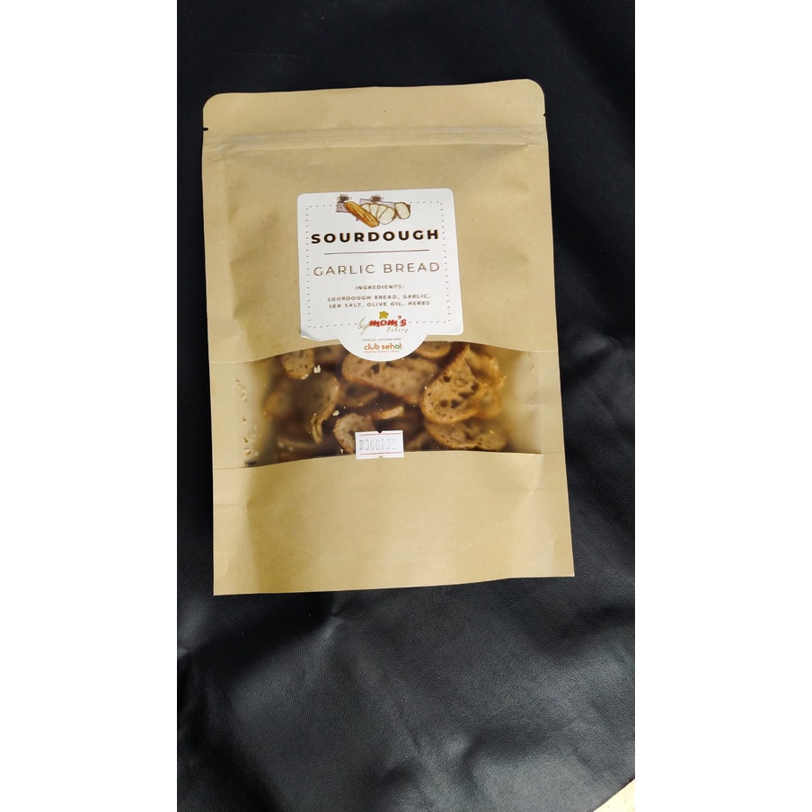 

VEGAN GARLIC SOURDOUGH CRACKERS