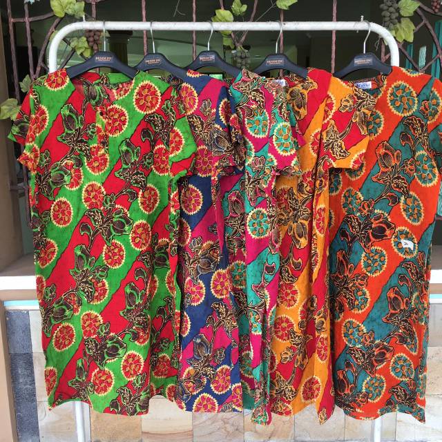 Daster Batik Wanita/Baju Tidur Wanita/Daster Batik Solo/Terusan Baju Perempuan