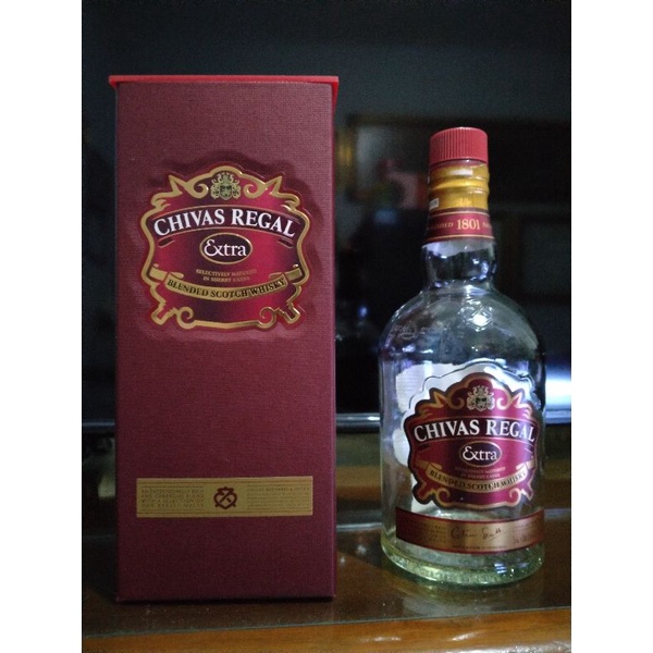 Botol bekas - Chivas Regal +Dus